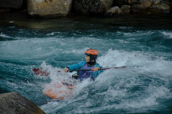 CLASES DE KAYAK DE RIO